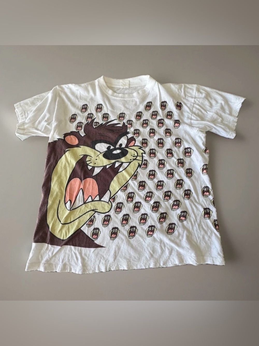 Rare!! VTG 90s Taz Tasmanian Devil AOP Graphic T Shirt Looney Tunes Blank Tag L